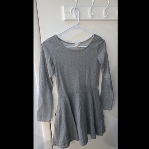gray long sleeve dress